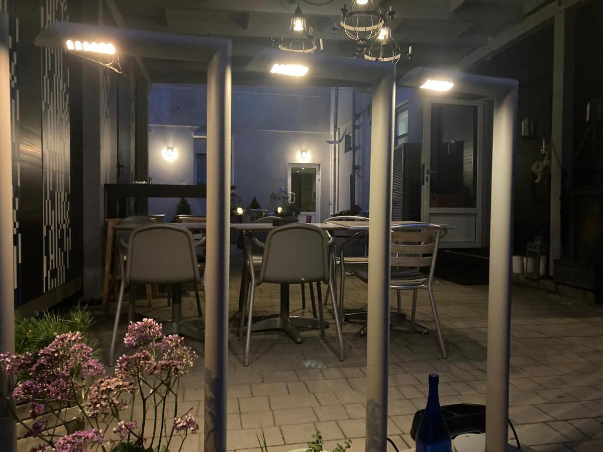 Bed&Breakfast Mikunda 츠르자노프 외부 사진