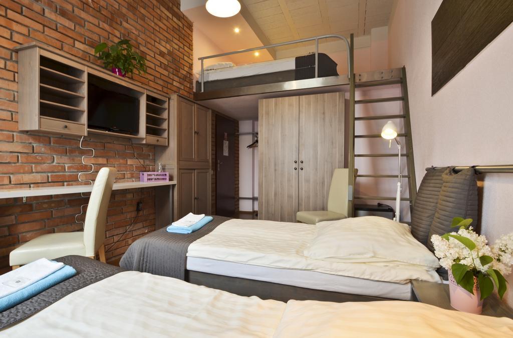 Bed&Breakfast Mikunda 츠르자노프 객실 사진