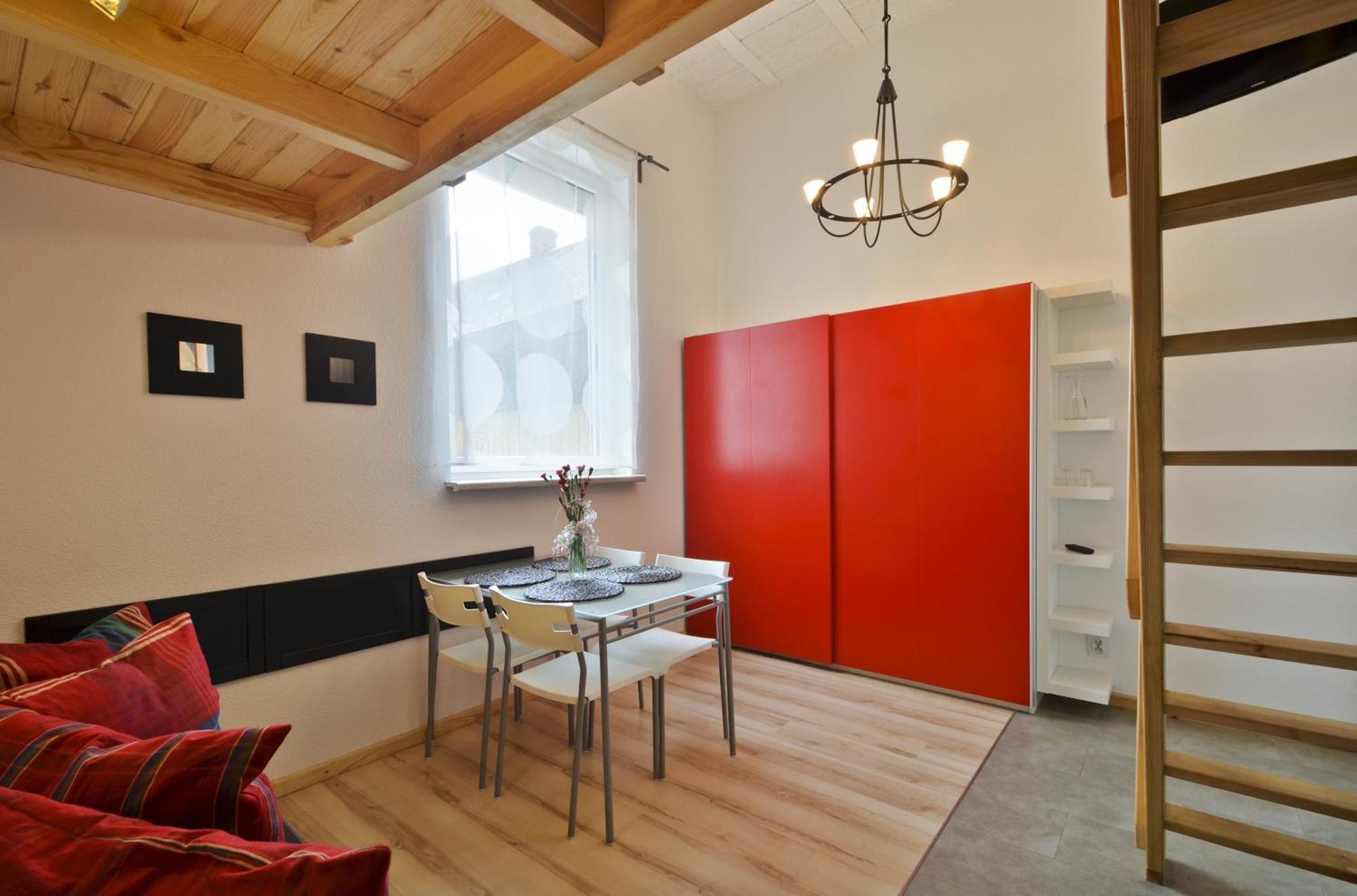 Bed&Breakfast Mikunda 츠르자노프 객실 사진